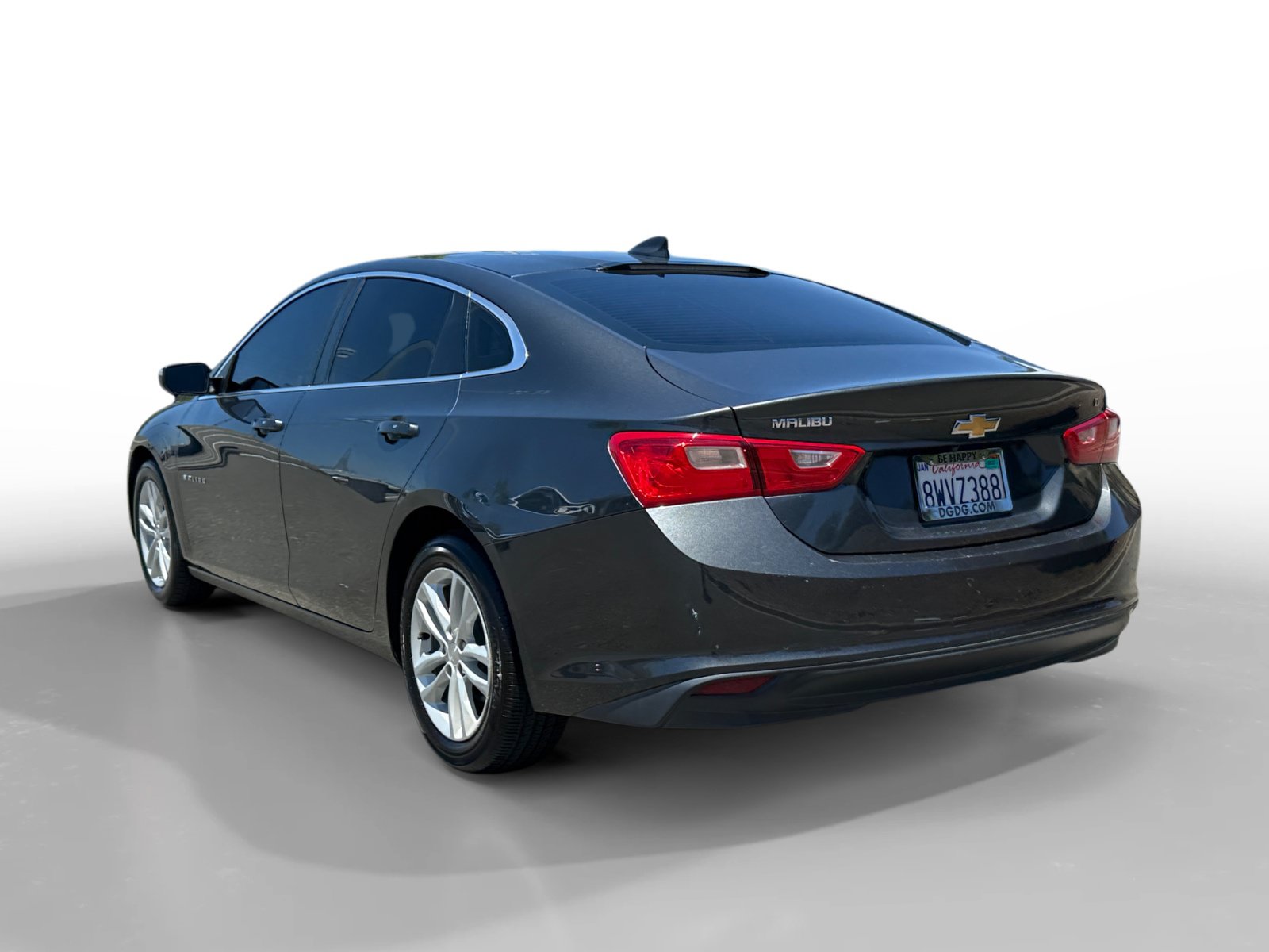 Used 2018 Chevrolet Malibu LT FWD image 3