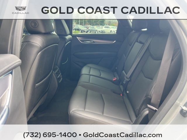 Certified 2024 Cadillac XT5 Luxury w/ LPO, Floor Liner Package image 13