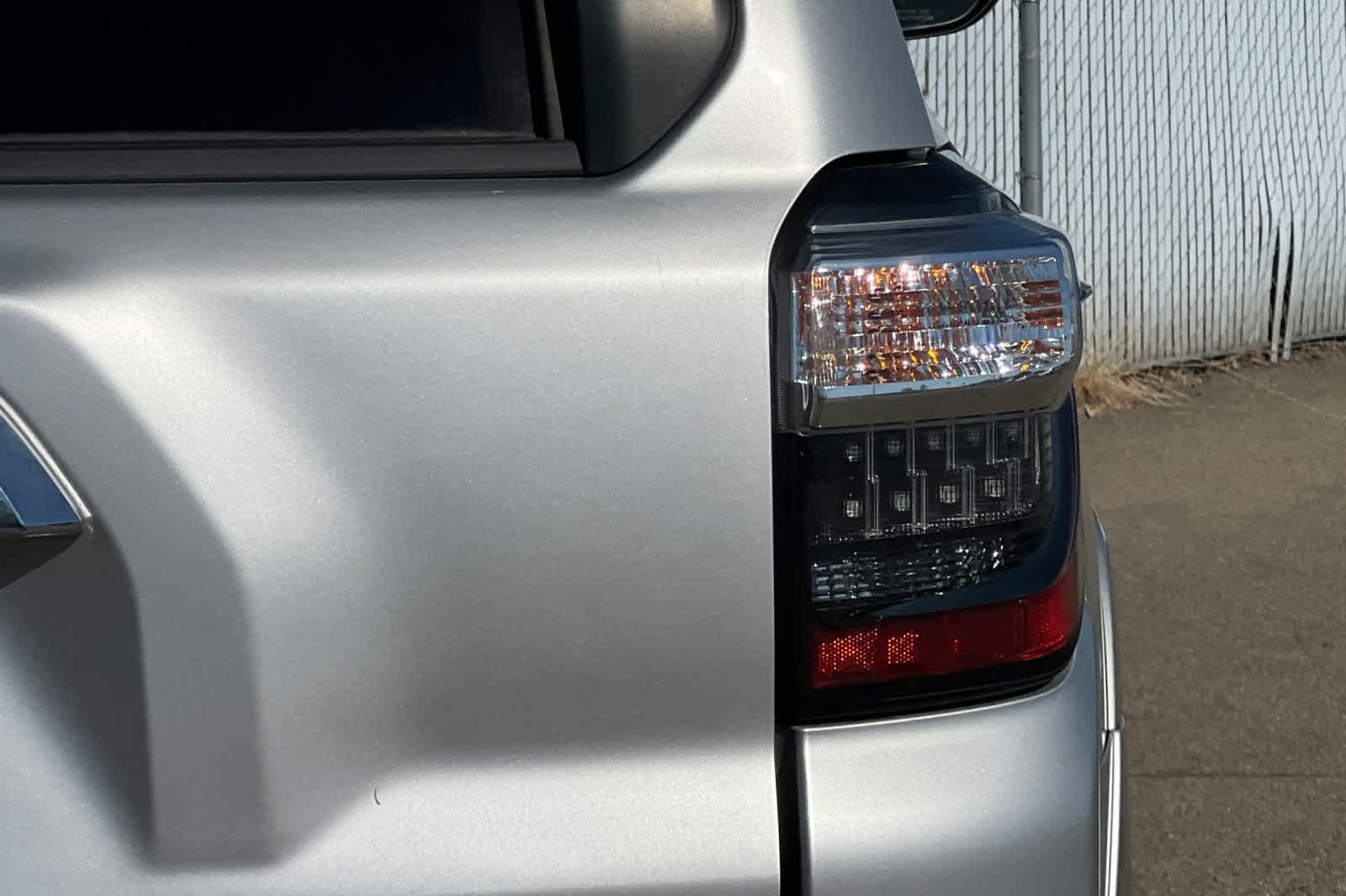 Used 2016 Toyota 4Runner Limited AWD/4WD image 21