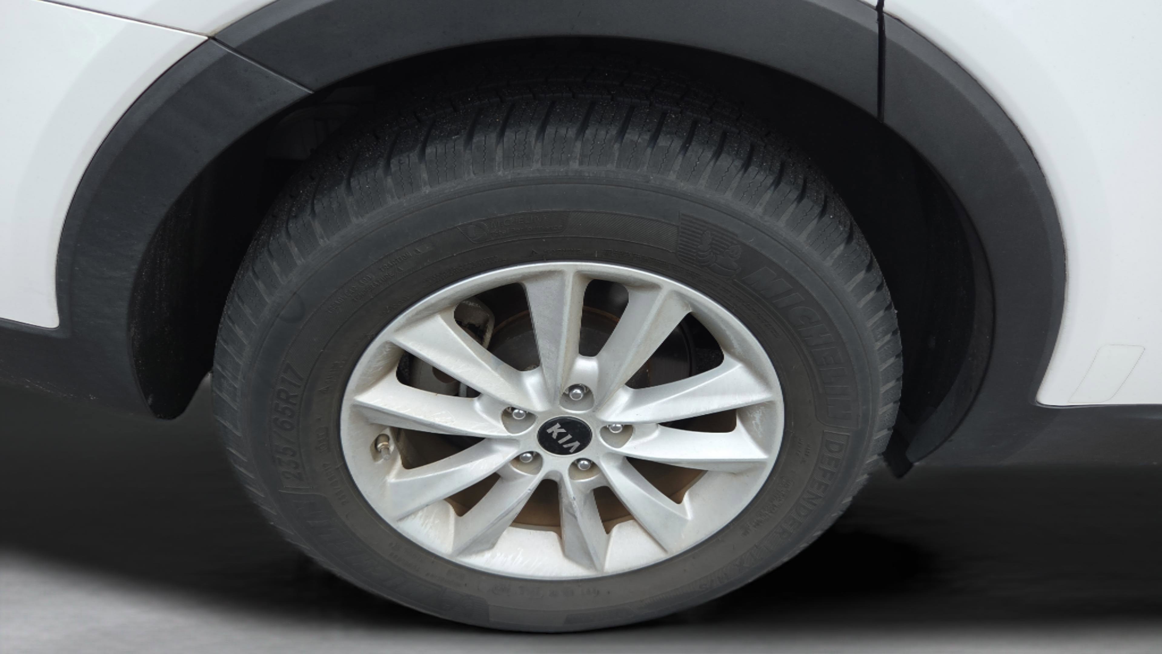 Used 2019 Kia Sorento LX w/ Option Group 020 image 37