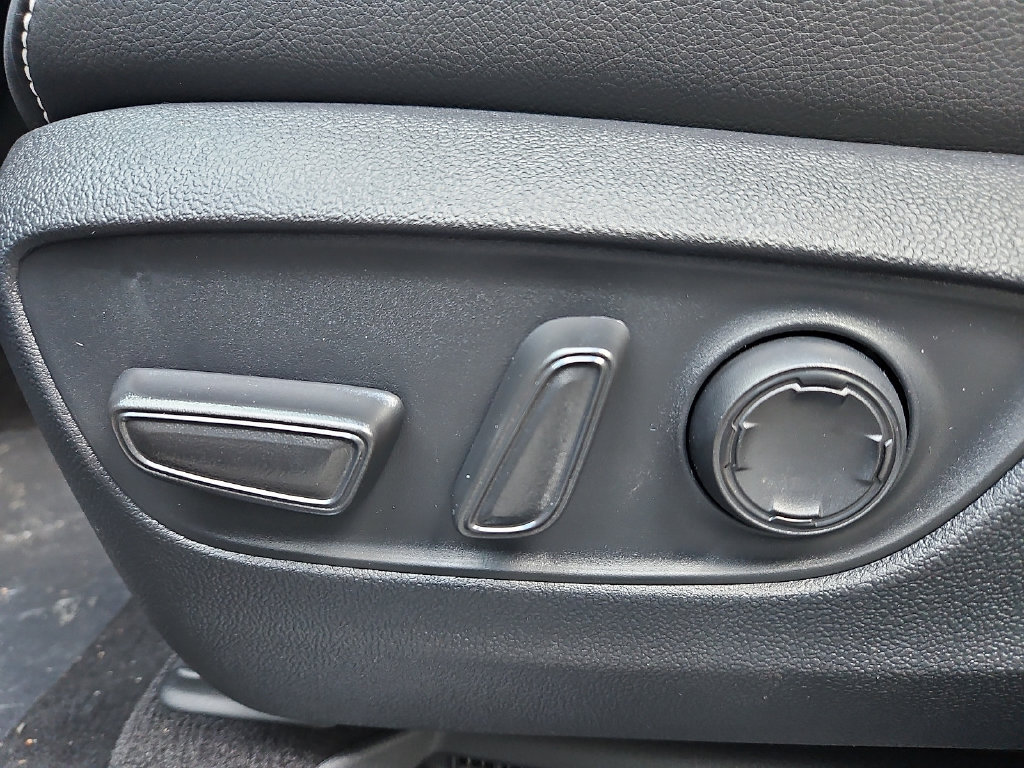 New 2026 Toyota Sienna XSE AWD/4WD image 19