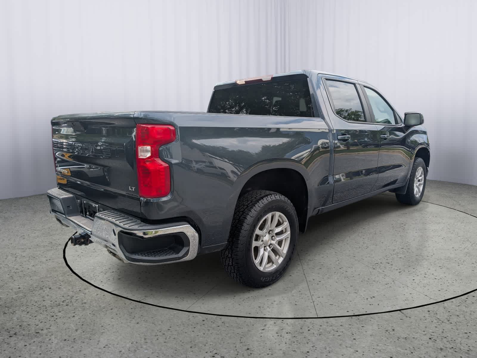 Certified 2022 Chevrolet Silverado 1500 LT AWD/4WD image 3