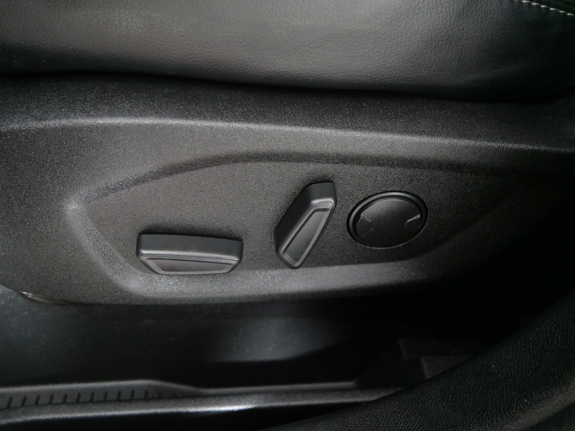 Used 2023 Ford Edge SEL w/ Convenience Package AWD/4WD image 20