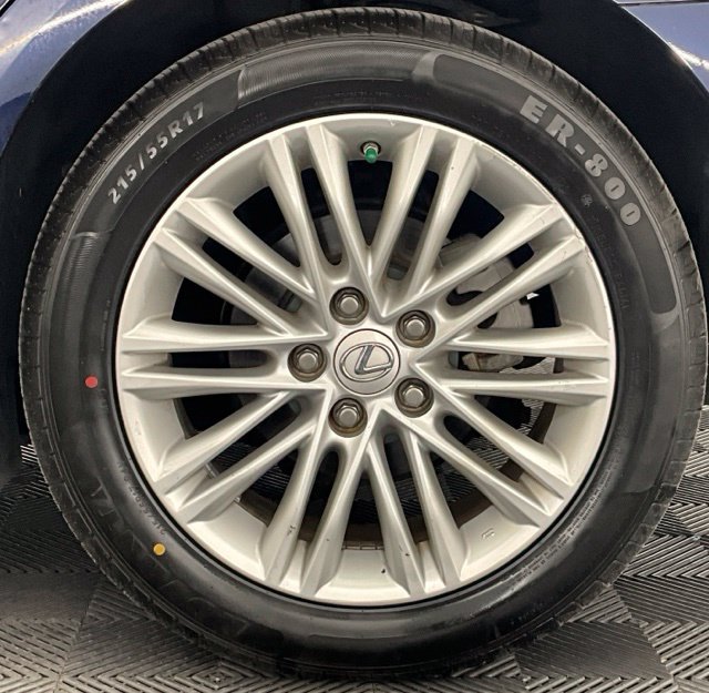 Used 2017 Lexus ES 350 FWD image 25