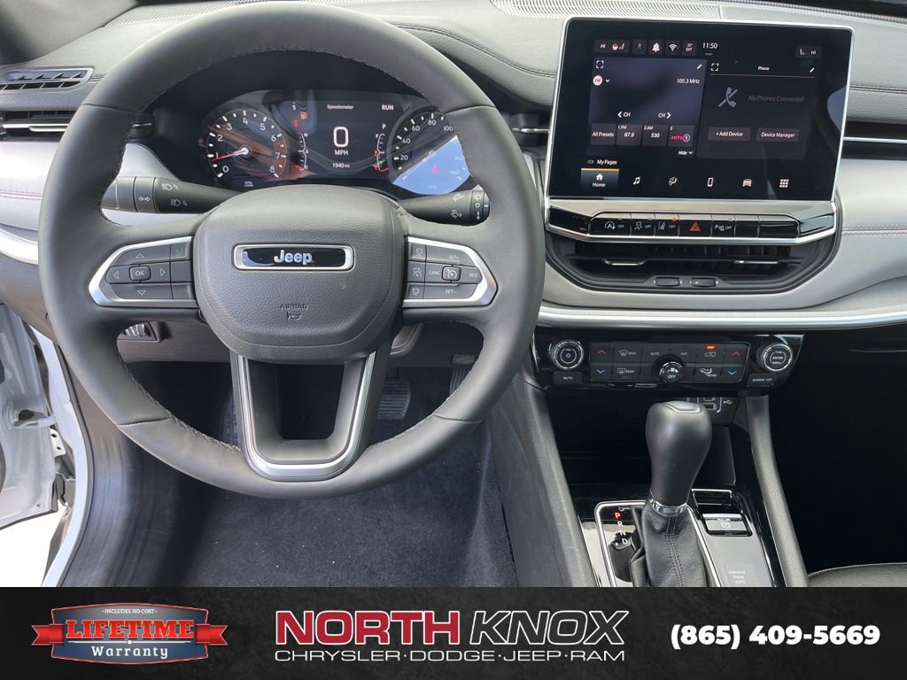 Used 2025 Jeep Compass Limited image 7