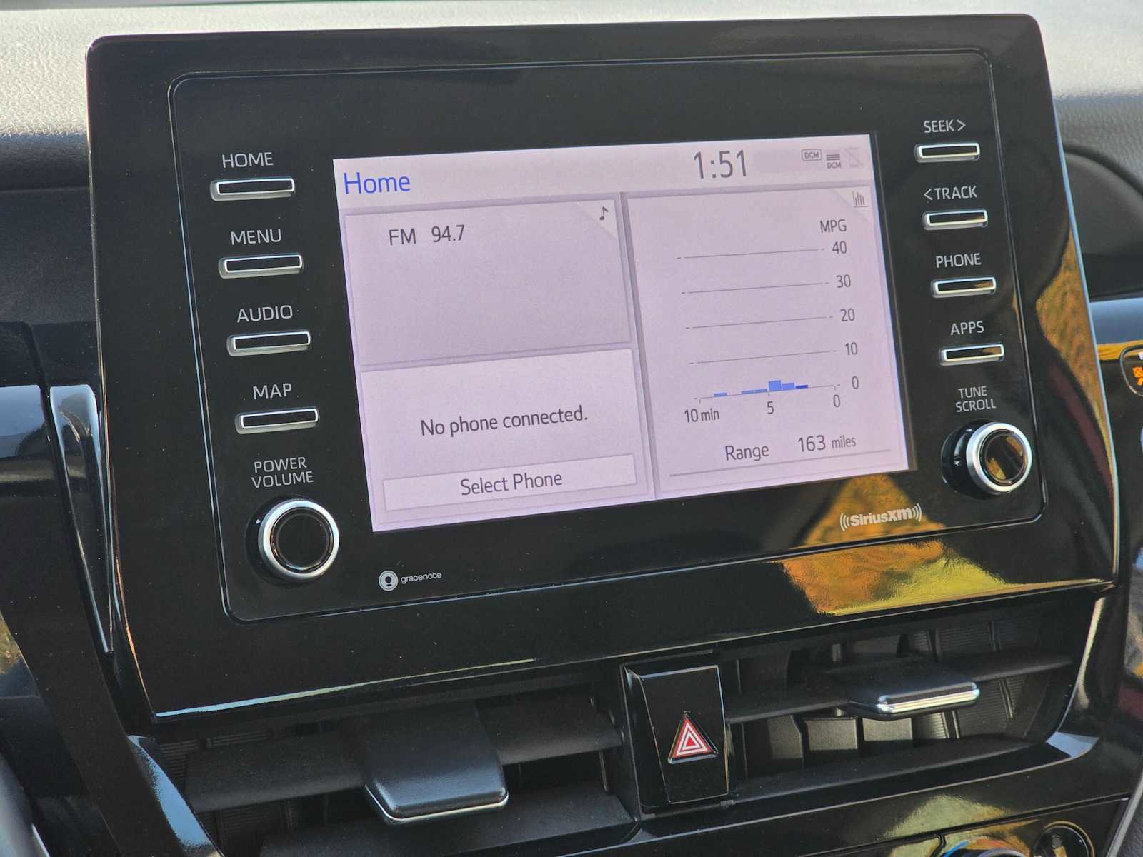 Used 2024 Toyota Camry SE image 29