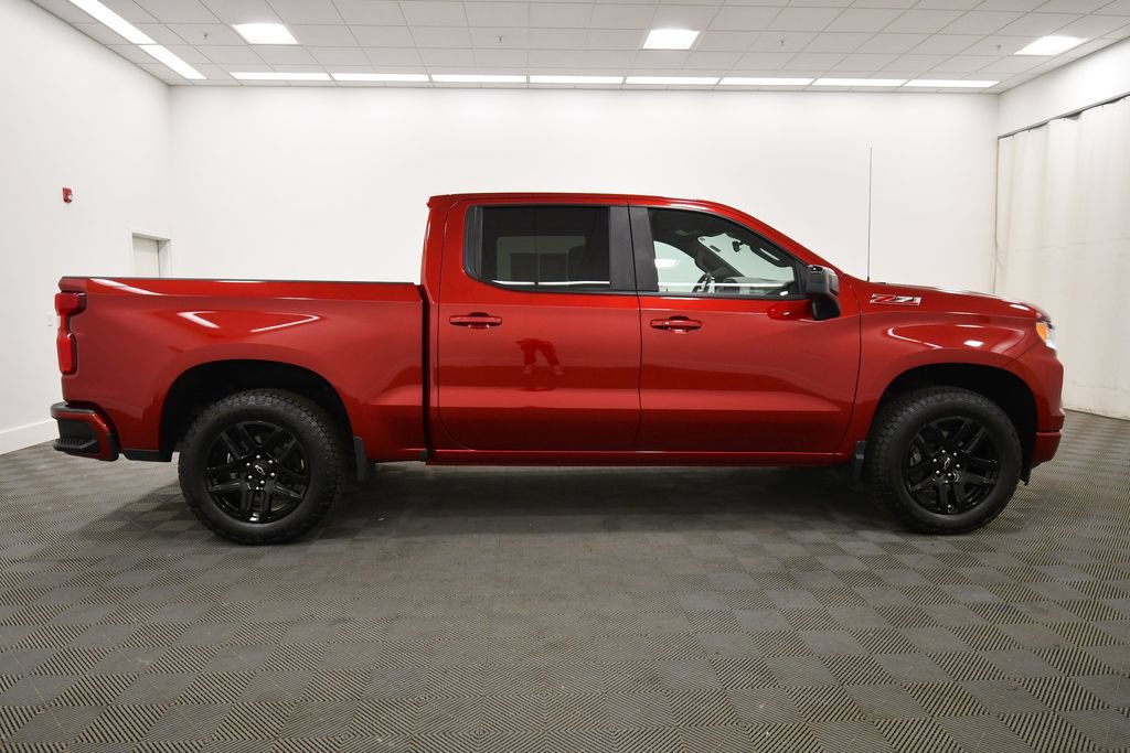 Used 2024 Chevrolet Silverado 1500 RST AWD/4WD image 9