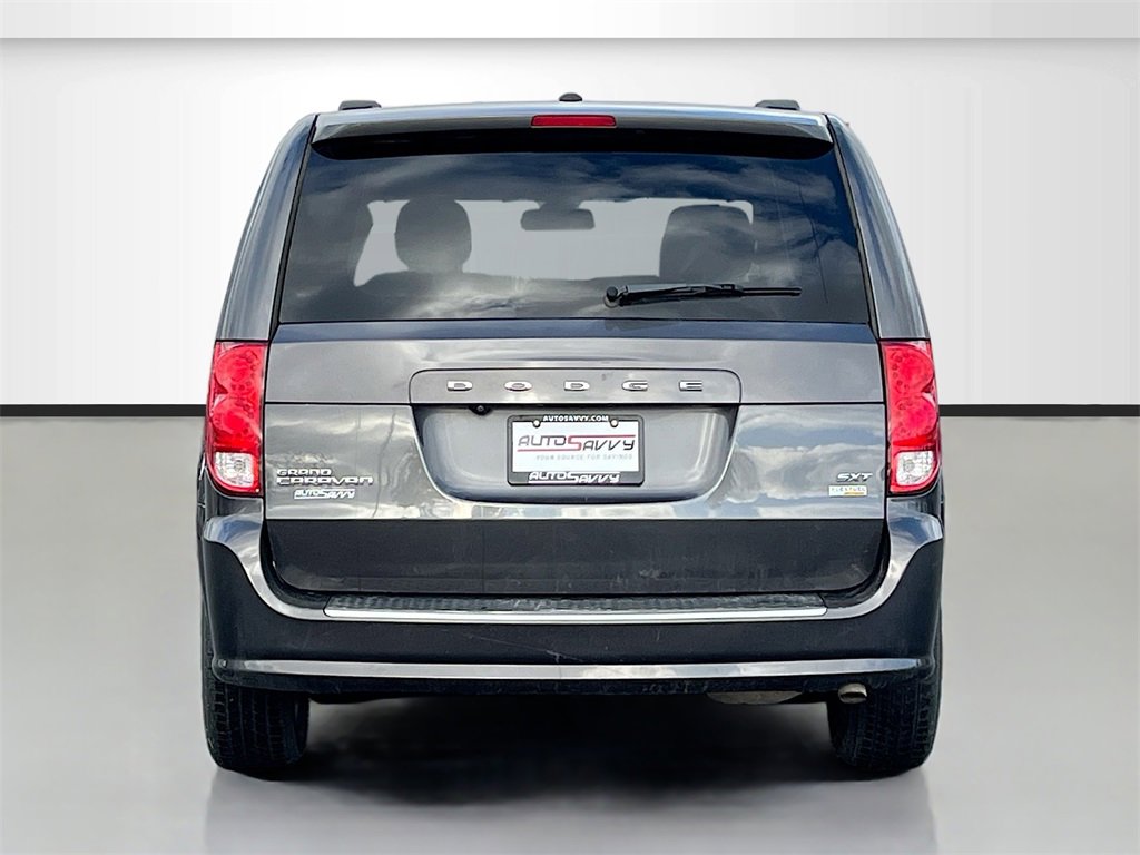 Used 2019 Dodge Grand Caravan SXT image 6