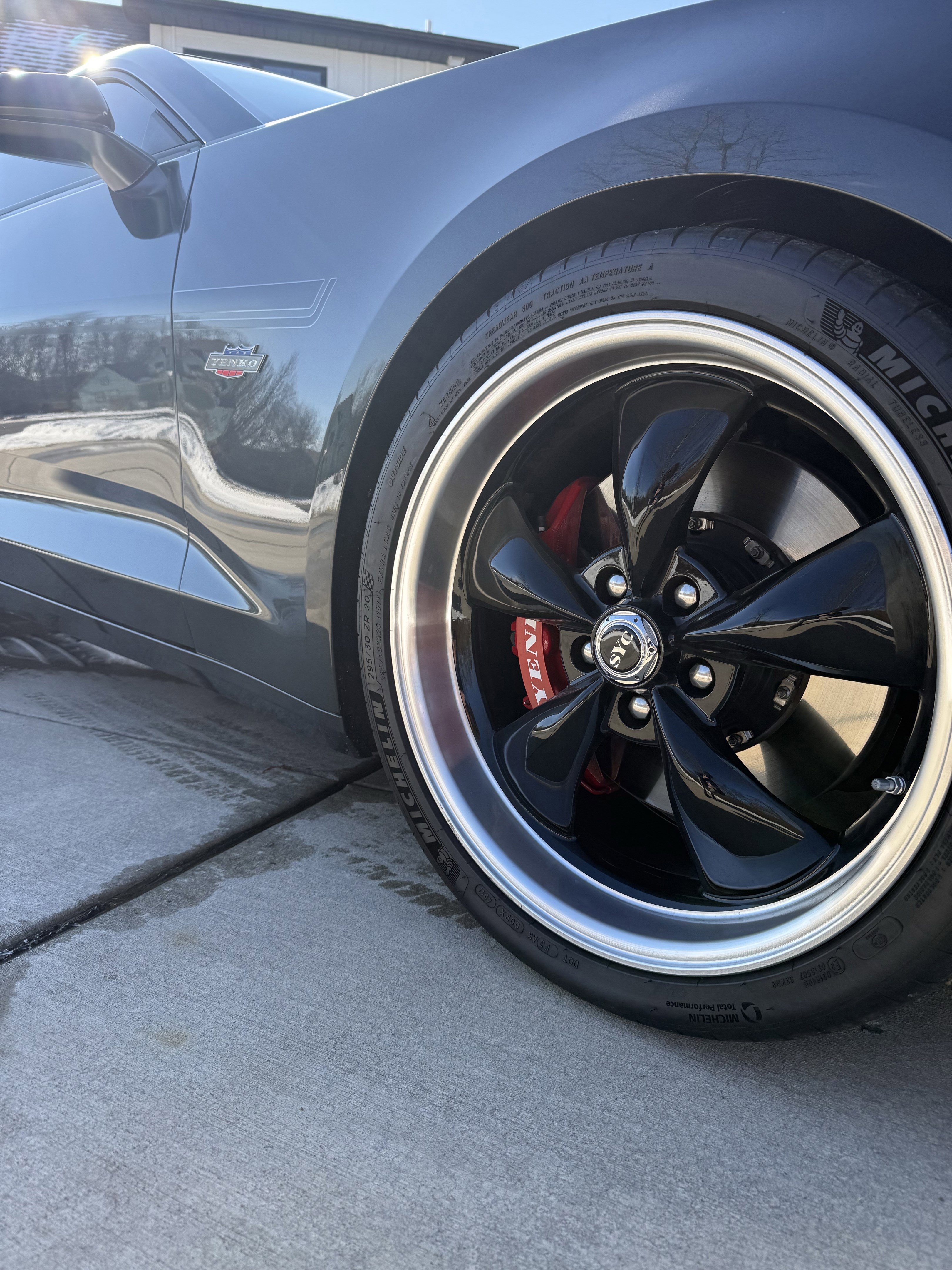 Used 2018 Chevrolet Camaro SS image 8
