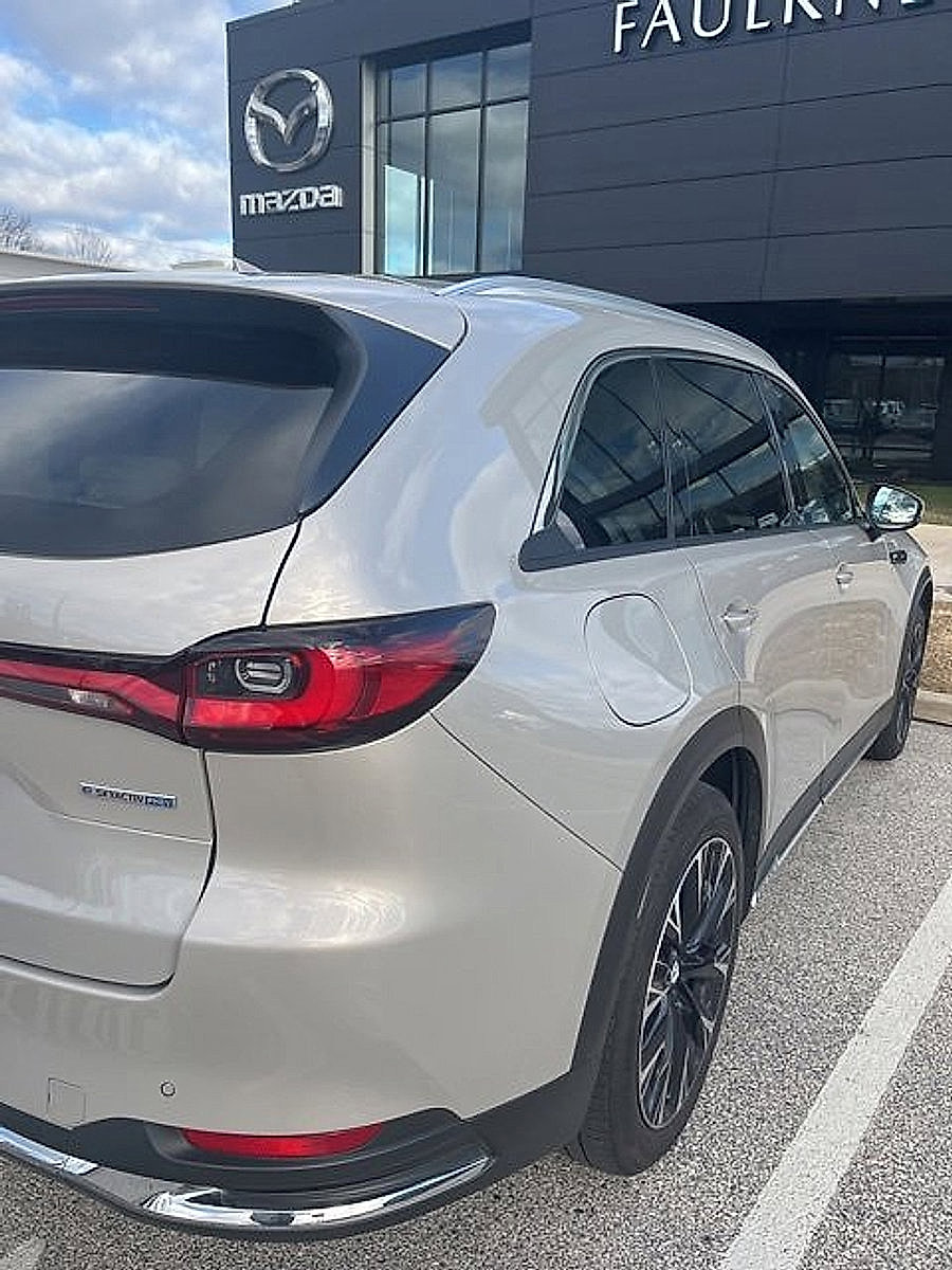 Used 2024 MAZDA CX-90 Plug-In Hybrid w/ Premium Plus image 6