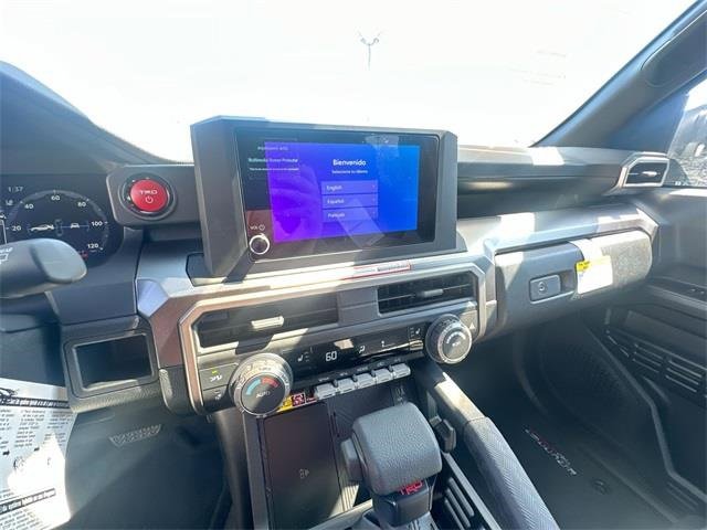 Used 2025 Toyota 4Runner TRD Off-Road image 25