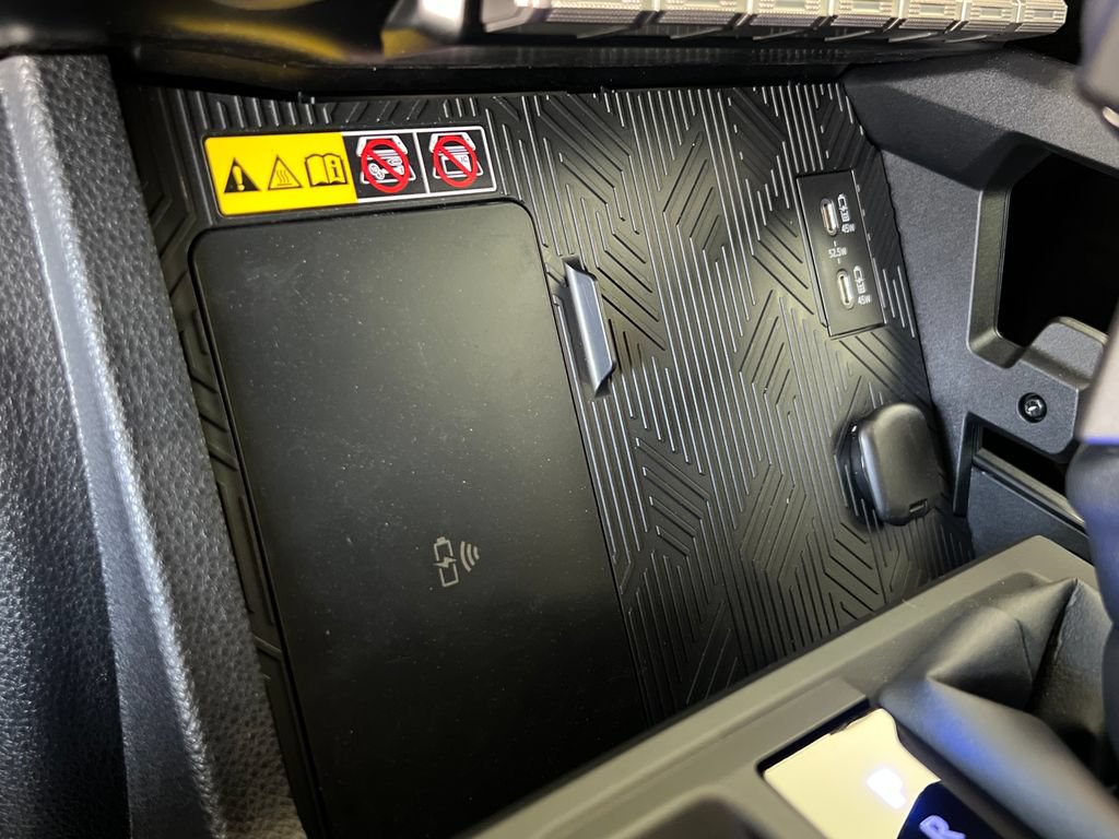 Used 2026 Toyota 4Runner Limited AWD/4WD image 38