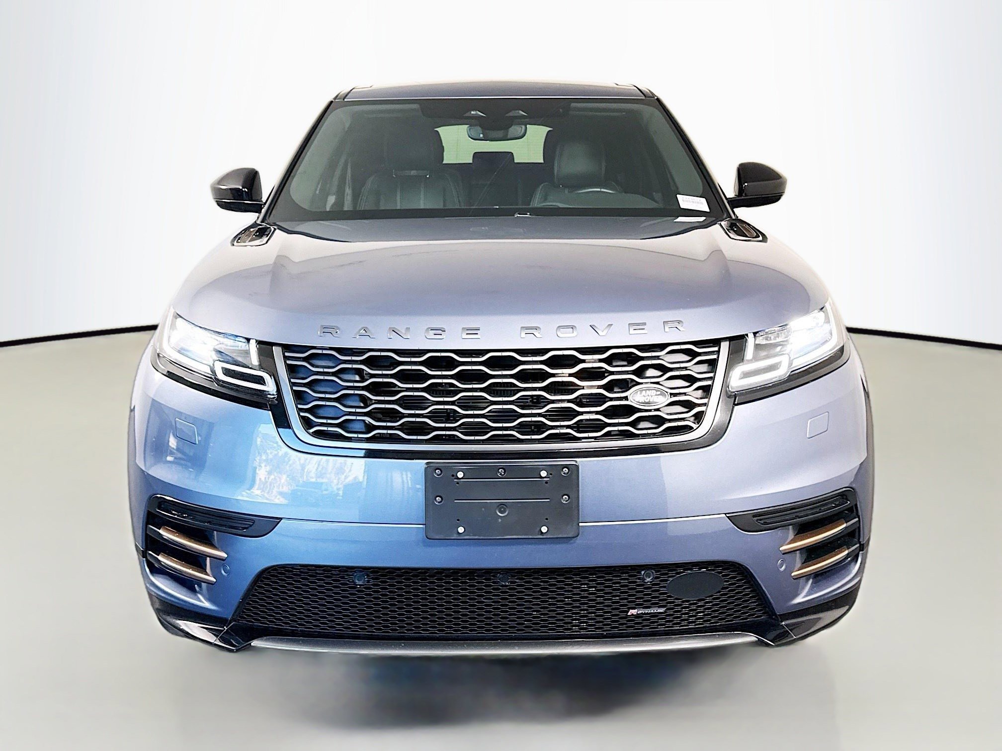 Used 2023 Land Rover Range Rover Velar R-Dynamic S image 2