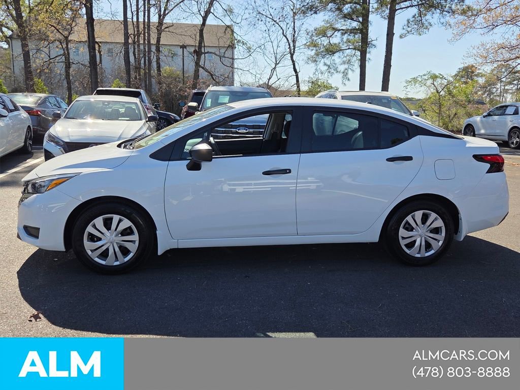 Used 2025 Nissan Versa S w/ Trunk Package FWD image 3