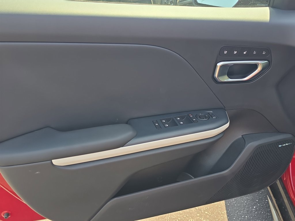 New 2026 Kia K4 GT-Line w/ GT-Line Premium Package FWD image 17