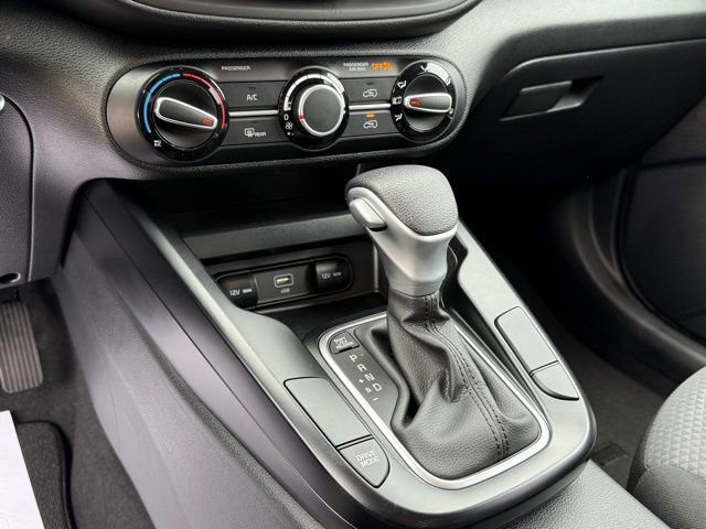 Used 2025 Kia Soul LX image 22