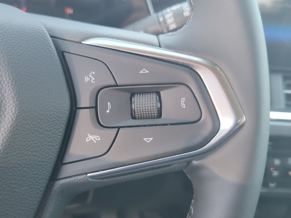 New 2026 Chevrolet Trax ACTIV w/ Driver Confidence Package FWD image 5
