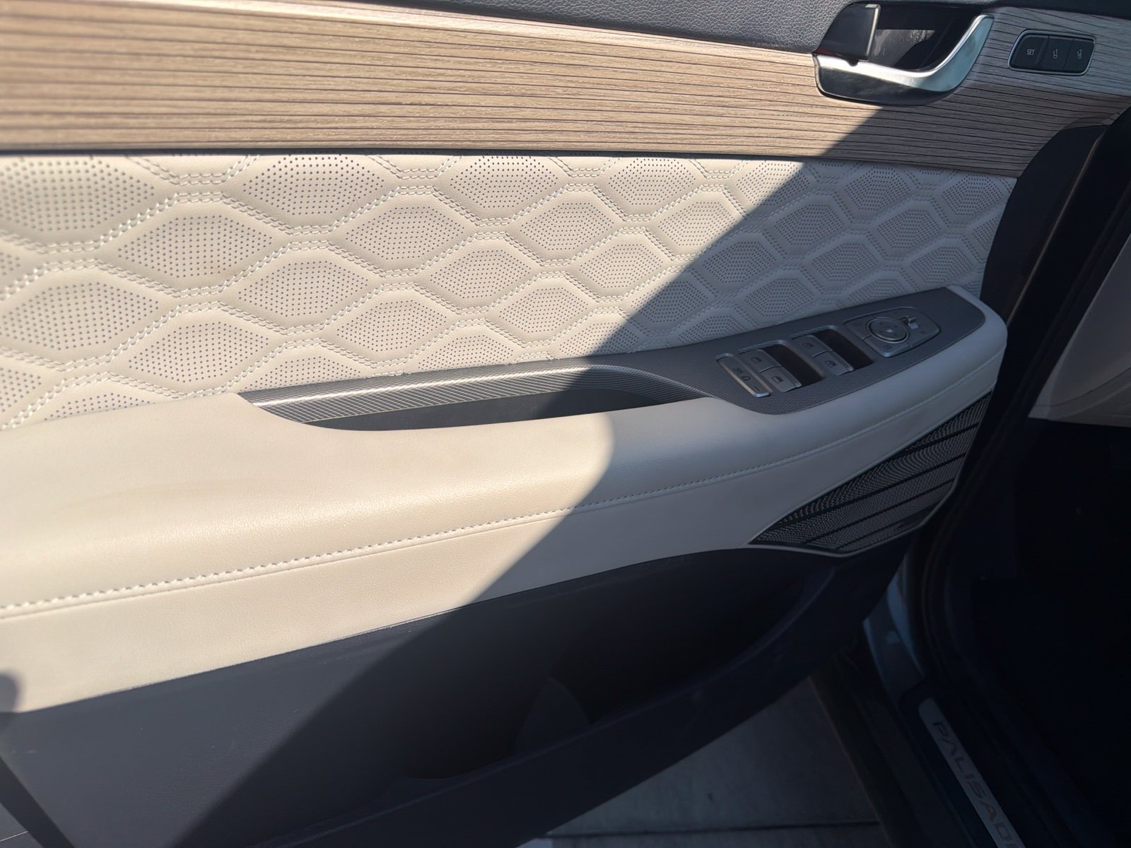 Used 2022 Hyundai Palisade Calligraphy FWD image 13