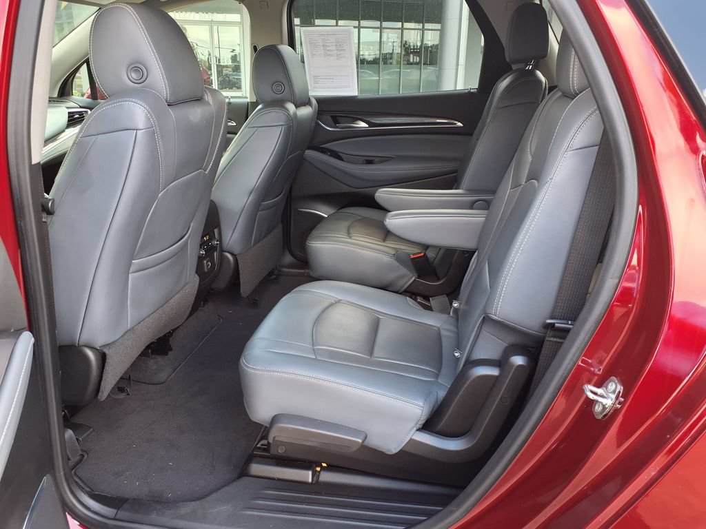 Used 2019 Buick Enclave Essence FWD image 14