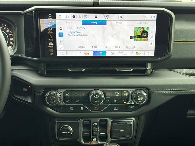 New 2026 Jeep Gladiator Sport S image 23