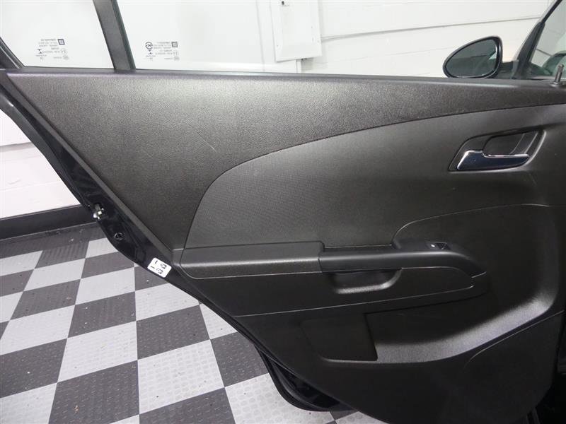 Used 2019 Chevrolet Sonic Premier FWD image 24