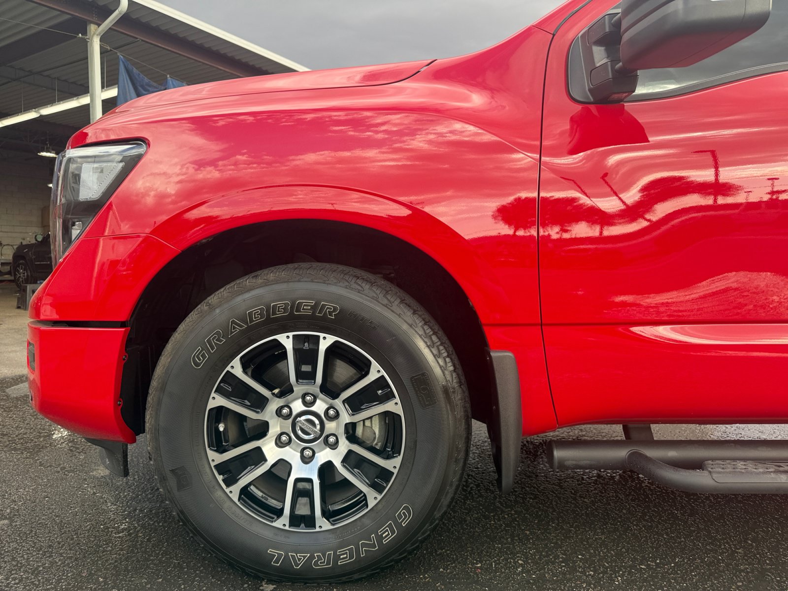 Used 2022 Nissan Titan SV w/ SV Convenience Package RWD image 10