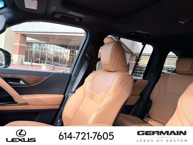 New 2026 Lexus LX 600 4WD w/ Premium Package image 22
