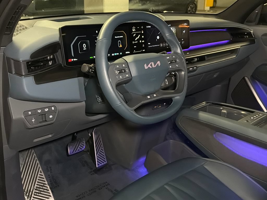 Certified 2024 Kia EV9 GT-Line AWD/4WD image 23