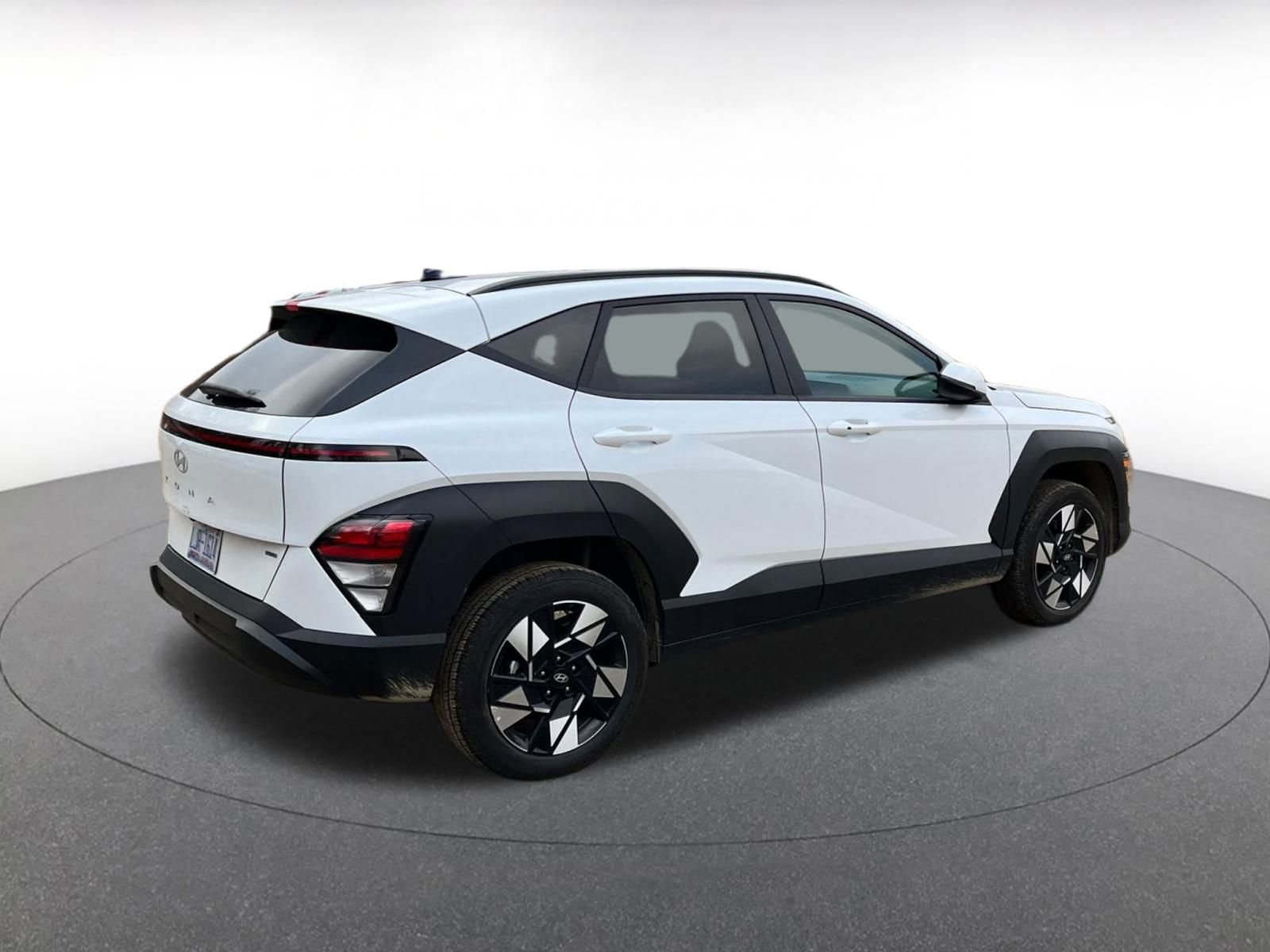 Used 2025 Hyundai Kona SEL image 15