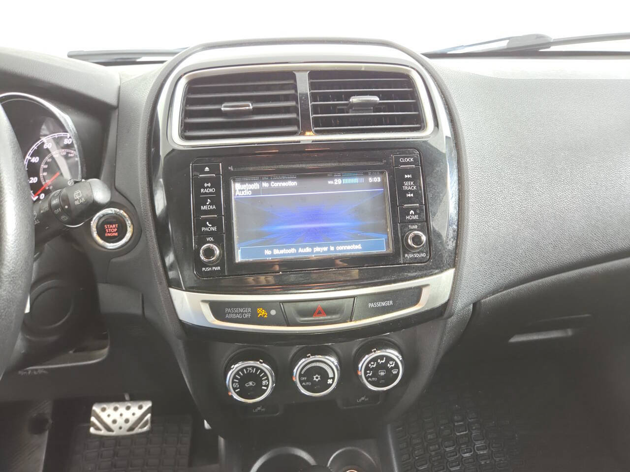 Used 2017 Mitsubishi Outlander Sport SEL AWD/4WD image 24