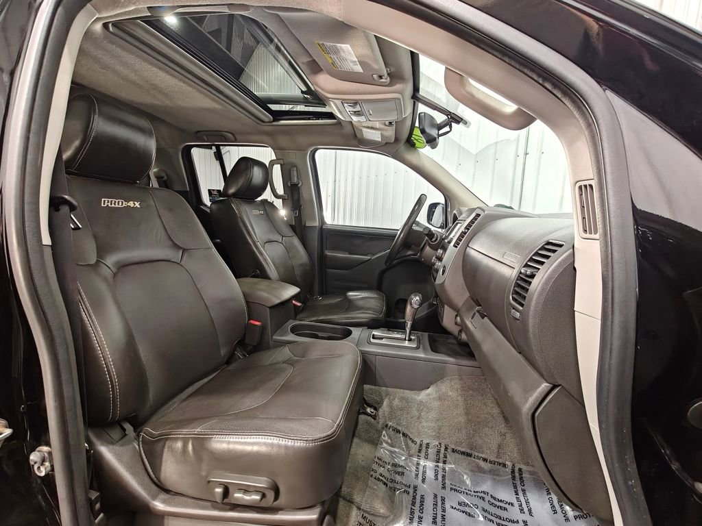 Used 2018 Nissan Frontier PRO-4X AWD/4WD image 23