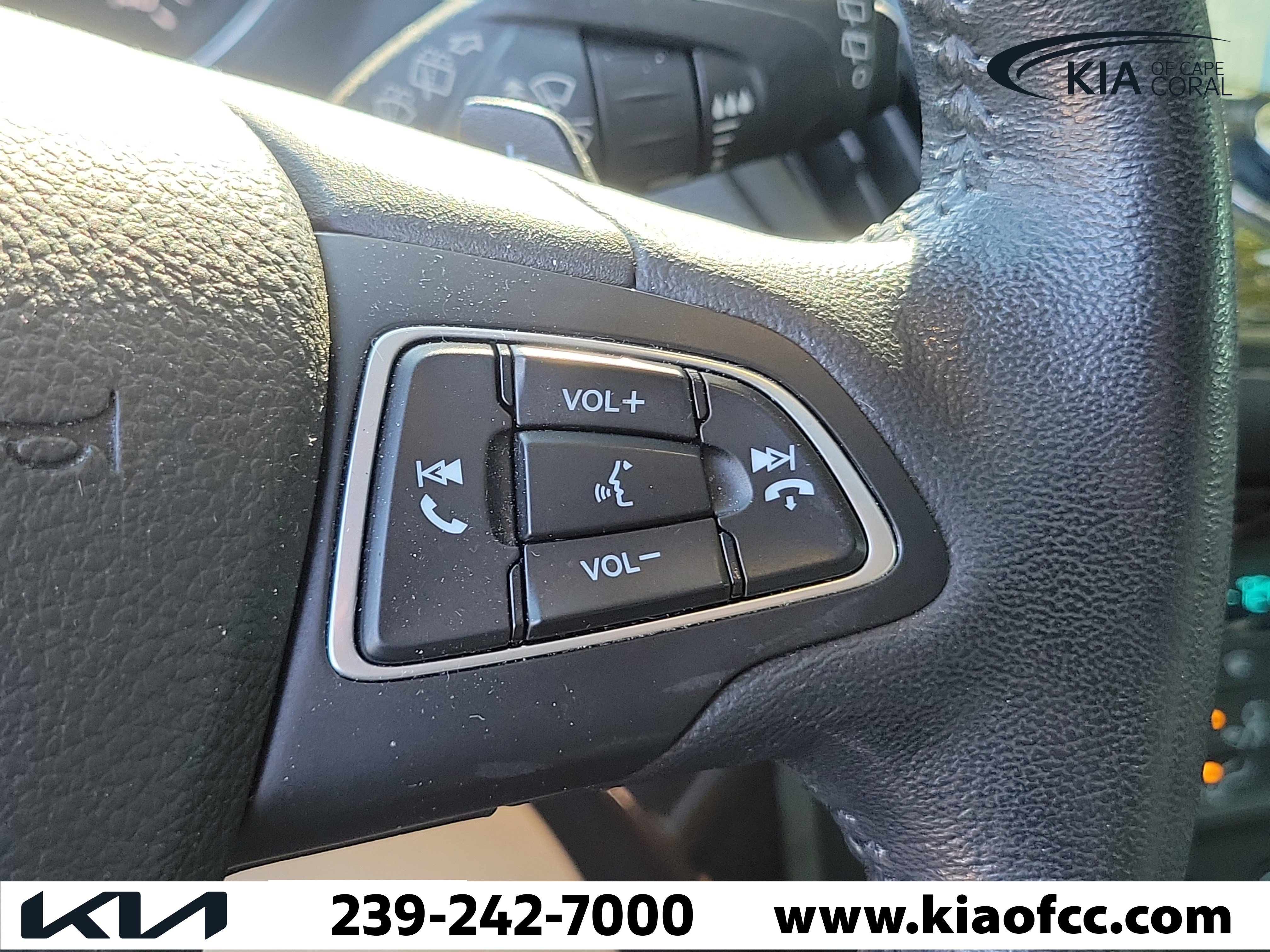 Used 2017 Ford Escape Titanium w/ Equipment Group 301A image 25