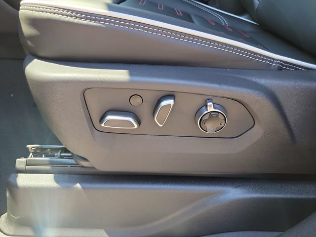 New 2026 GMC Yukon AT4 Ultimate AWD/4WD image 14