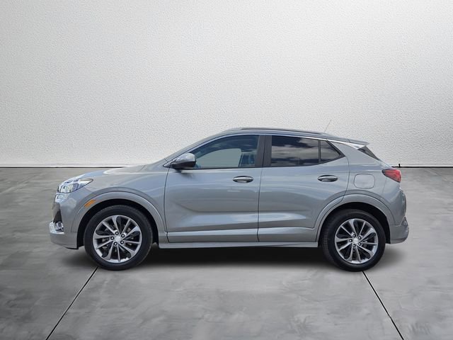 Used 2023 Buick Encore GX Select w/ Sport Touring Package image 2