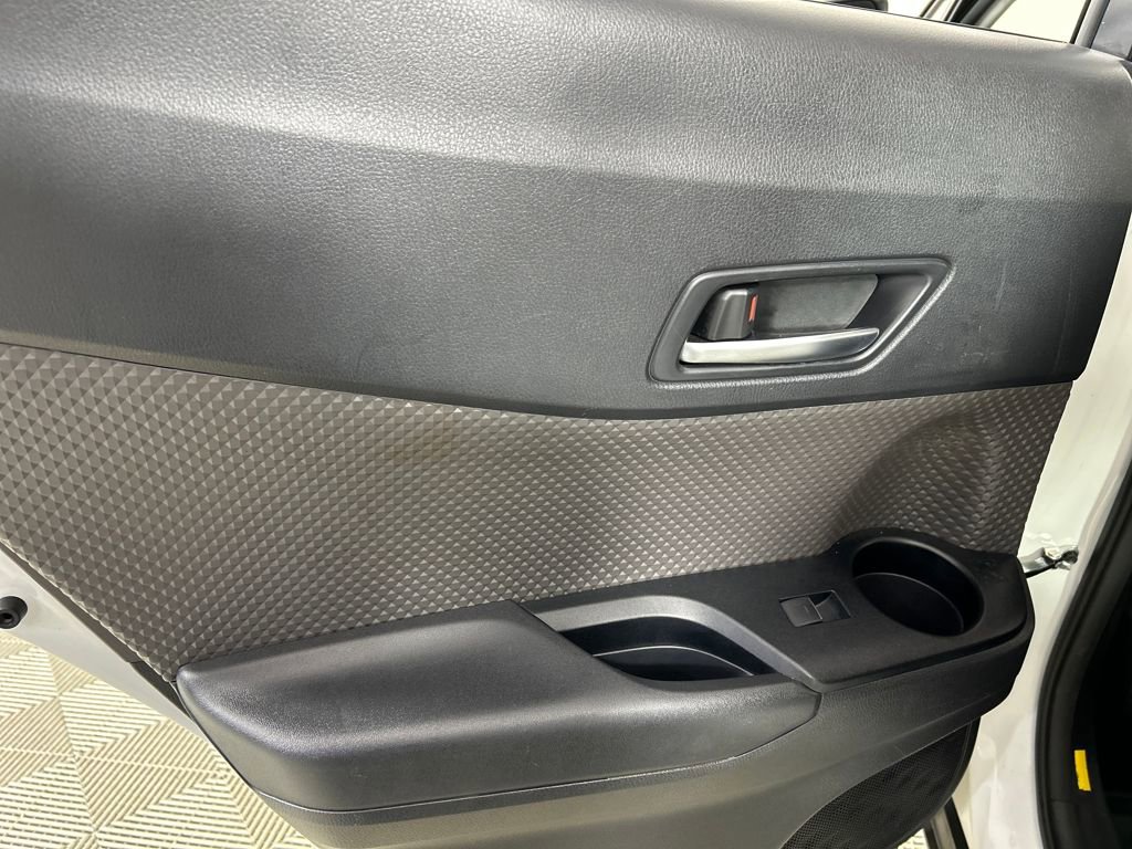 Used 2021 Toyota C-HR Limited image 15