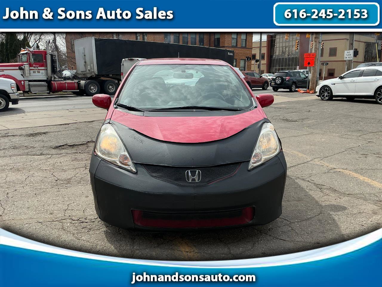 Used 2011 Honda Fit Sport image 1