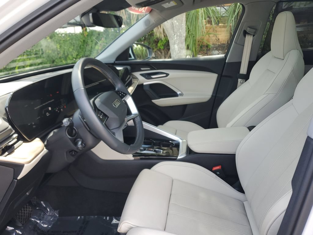 Certified 2025 Audi Q5 Premium w/ Premium Plus AWD/4WD image 24