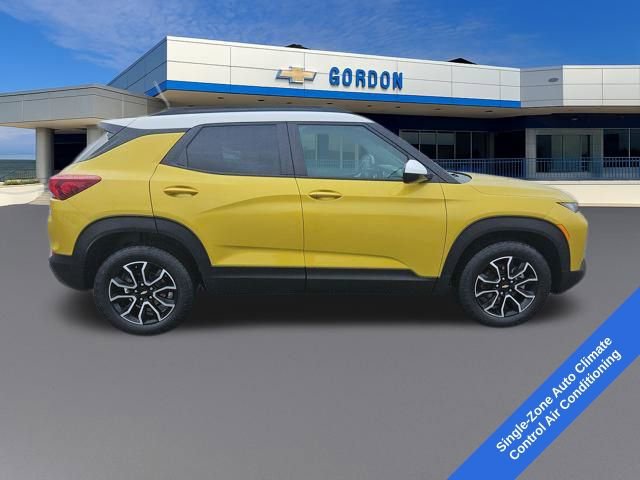 Used 2023 Chevrolet TrailBlazer ACTIV w/ Technology Package image 7
