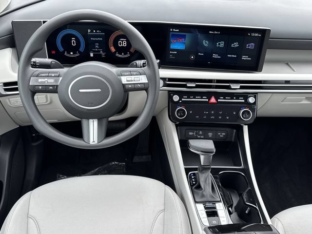 New 2026 Hyundai Tucson SEL FWD image 18