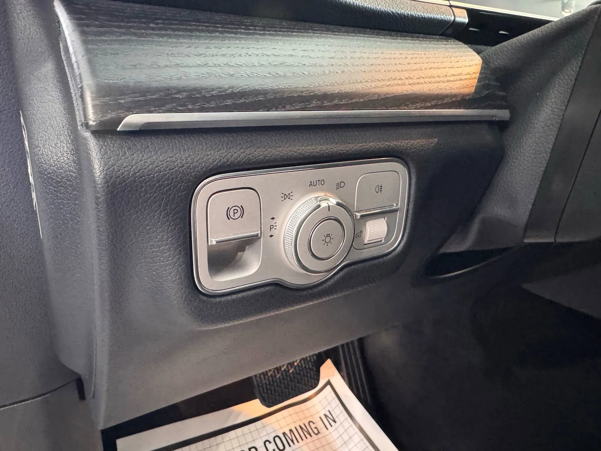 Used 2021 Mercedes-Benz GLE 450 4MATIC image 24