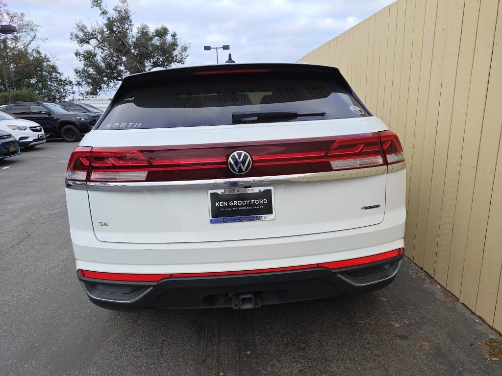 Used 2024 Volkswagen Atlas Cross Sport SE image 19