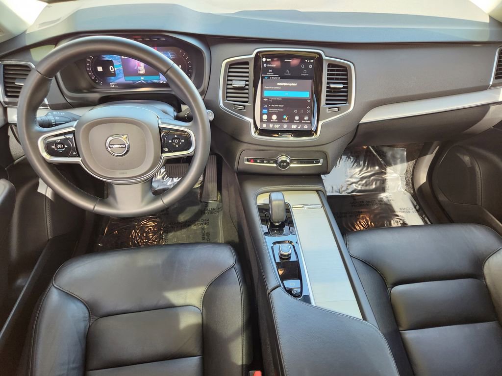 Used 2023 Volvo XC90 B5 Core w/ Protection Package Premier image 15