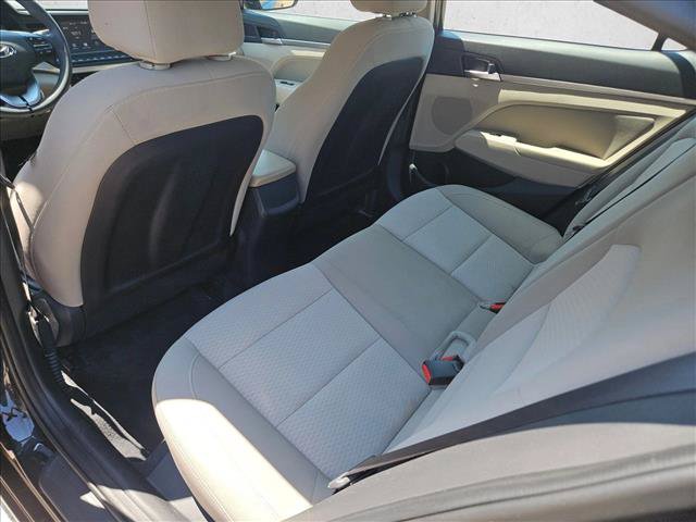 Used 2020 Hyundai Elantra SEL w/ Cargo Package (C1) FWD image 11