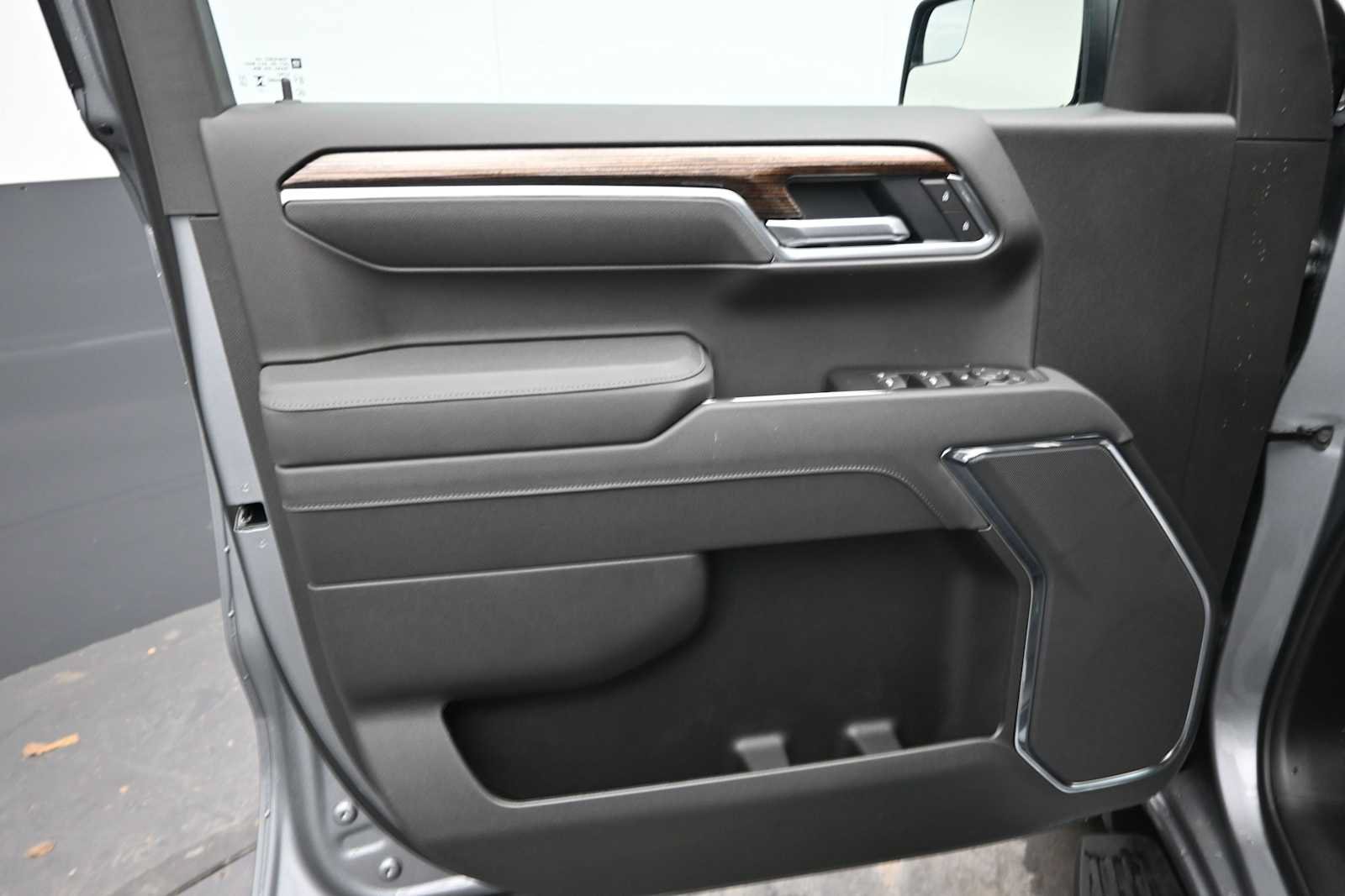 New 2026 GMC Sierra 1500 SLE AWD/4WD image 11