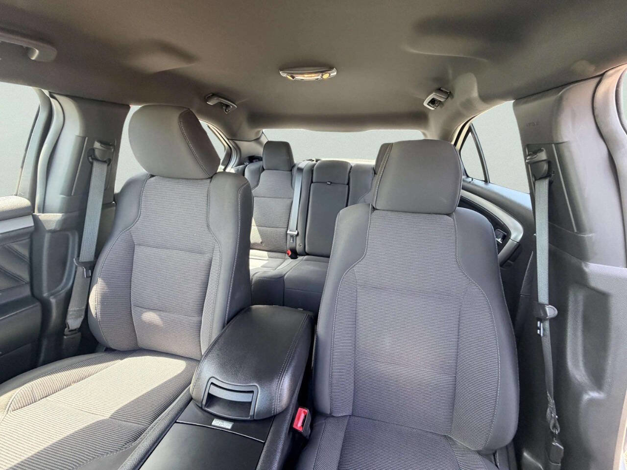 Used 2013 Ford Taurus SEL FWD image 18