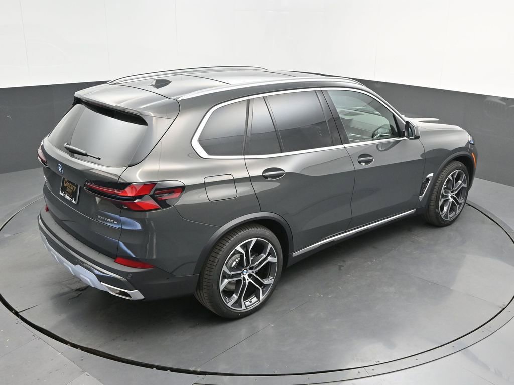 New 2026 BMW X5 xDrive50e AWD/4WD image 44