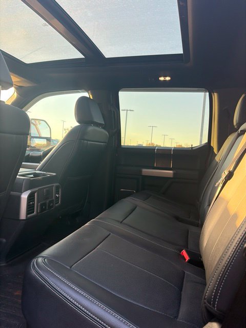 Used 2022 Ford F250 Lariat w/ Black Appearance Package AWD/4WD image 17