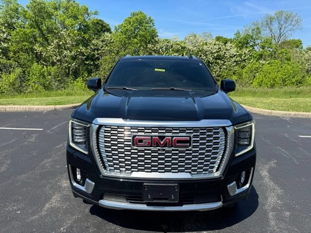 Used 2023 GMC Yukon XL Denali AWD/4WD image 8