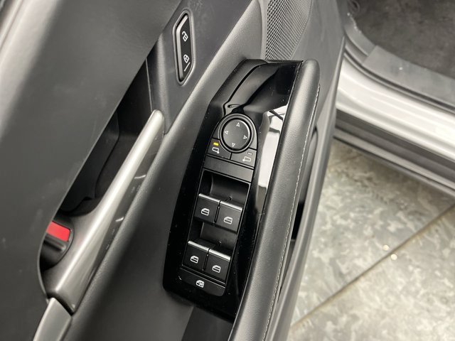 Certified 2025 MAZDA CX-30 AWD 2.5 S w/ Select Sport Pkg image 7