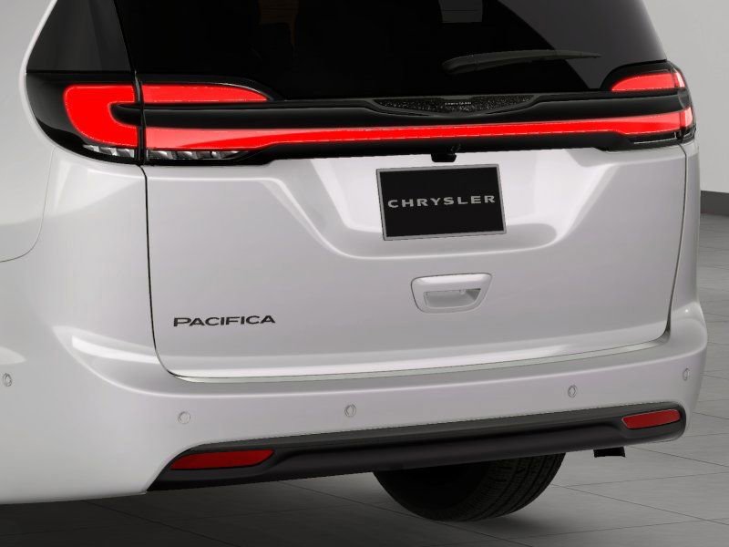 New 2026 Chrysler Pacifica Select image 13